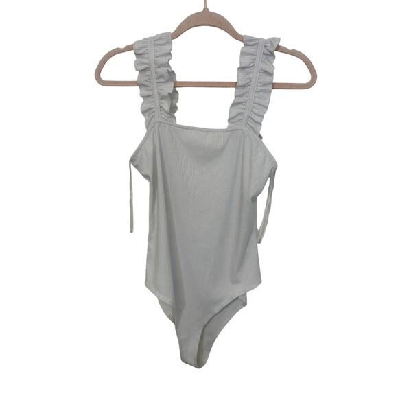 Entro White Ribbed Ruffled Tank Sleeveless Bodysuit Basic Casual Normcore Layer - Picture 1 of 3
